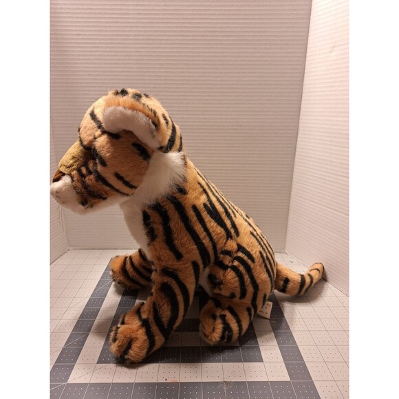 Cuddle Me Toys Tiger Plush Stuffed Animal Toy - Picture 4 of 9